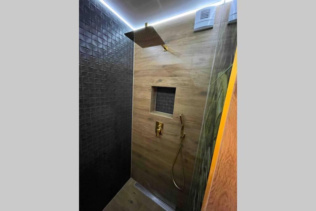 Hawaii Beach Lounge, Loft Z Jacuzzi I Tarasem - Sloneczne Tarasy W Porta Mare, Dziwnówek Buitenkant foto